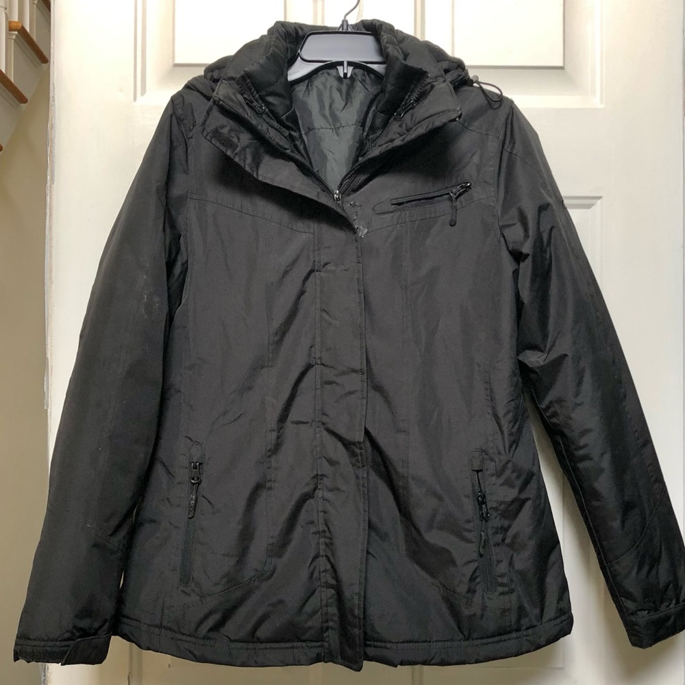 3 IN 1 CB SPORT SIZE M BLACK MEN'S JACKET AND COAT, REMOVIBLE ZIPPER HOOD,  WGOT